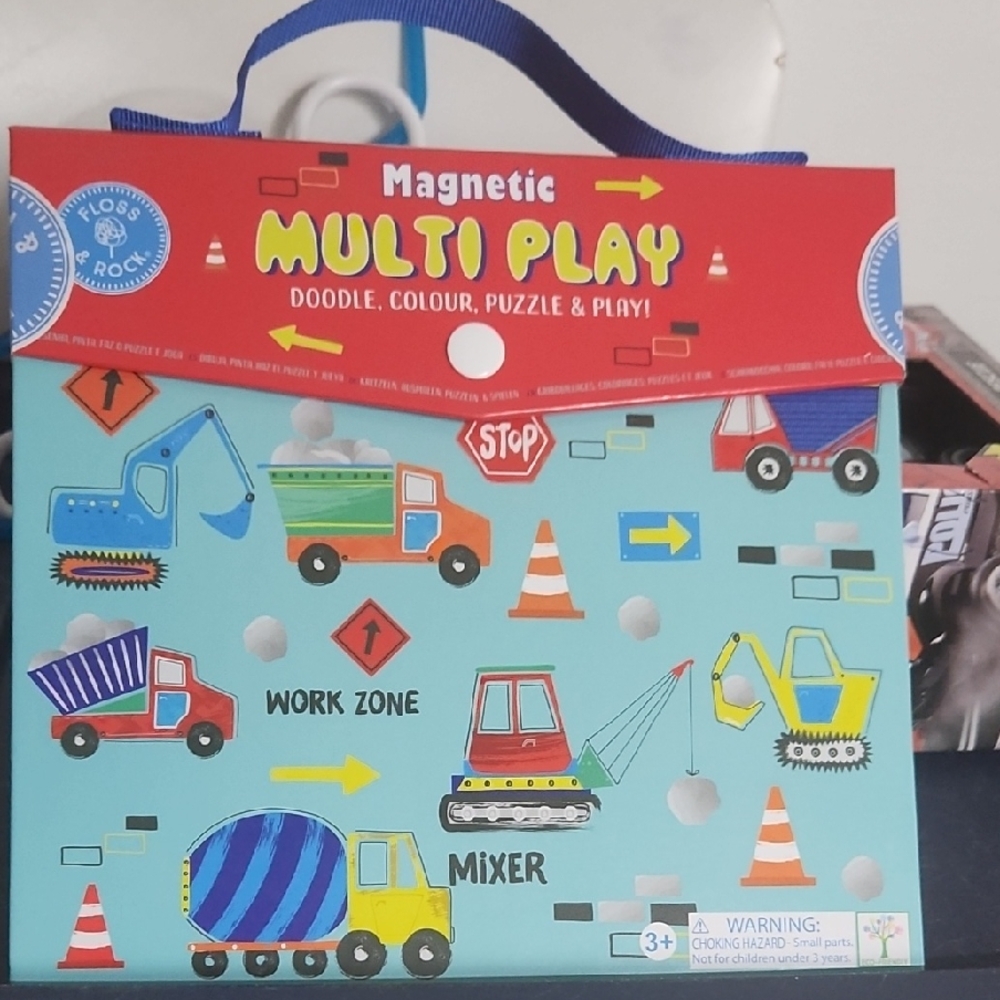 Magnetic Multi Play Set - Blue and Red